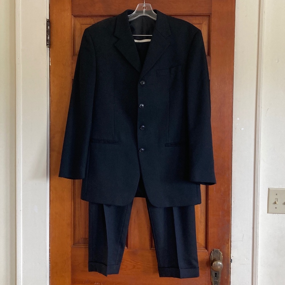 Jones New York Mens 38R Black Pinstripe Wool Silk 4-Button Suit 30x28 Pants